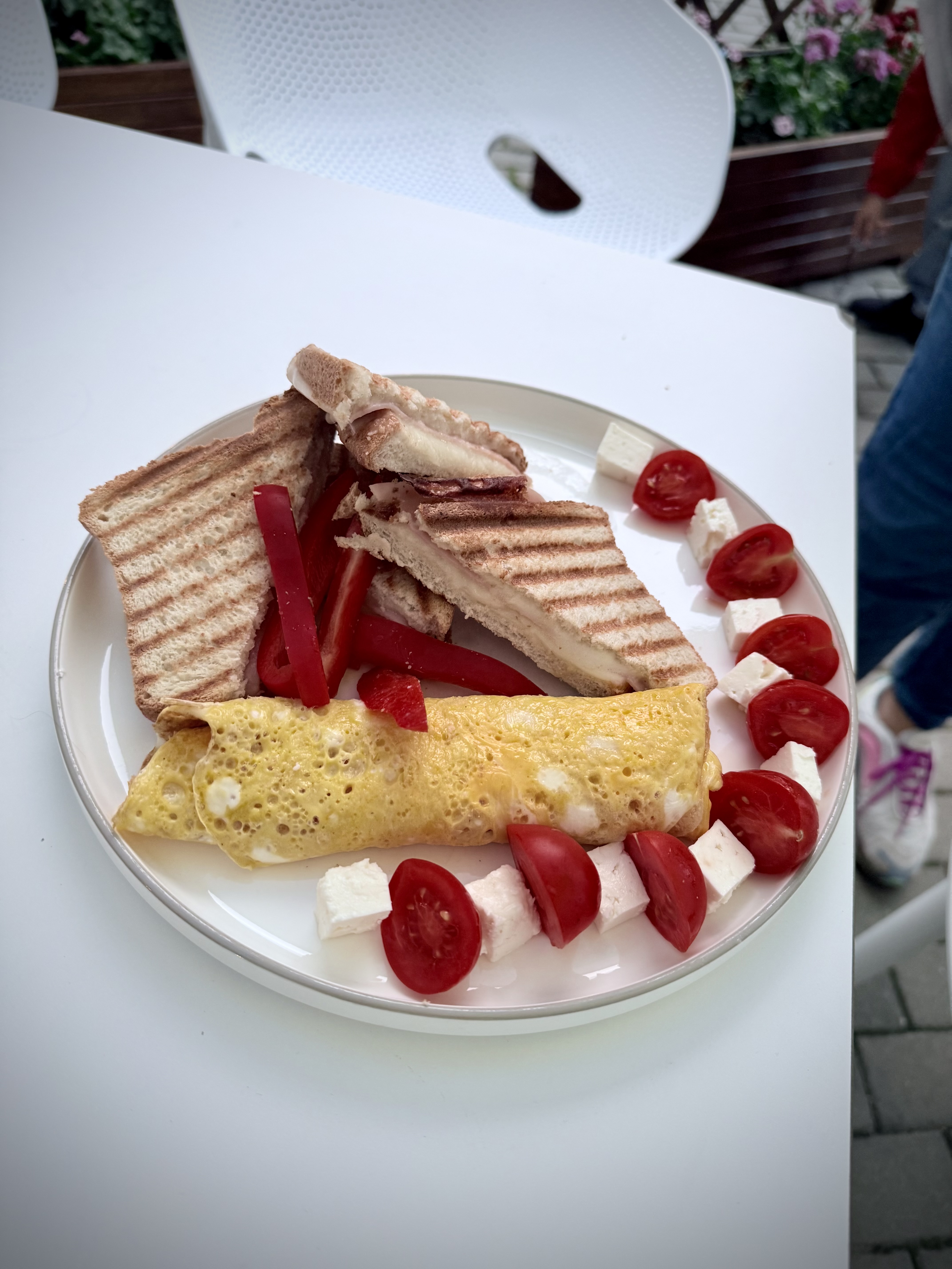 Sandwich toast cu omleta